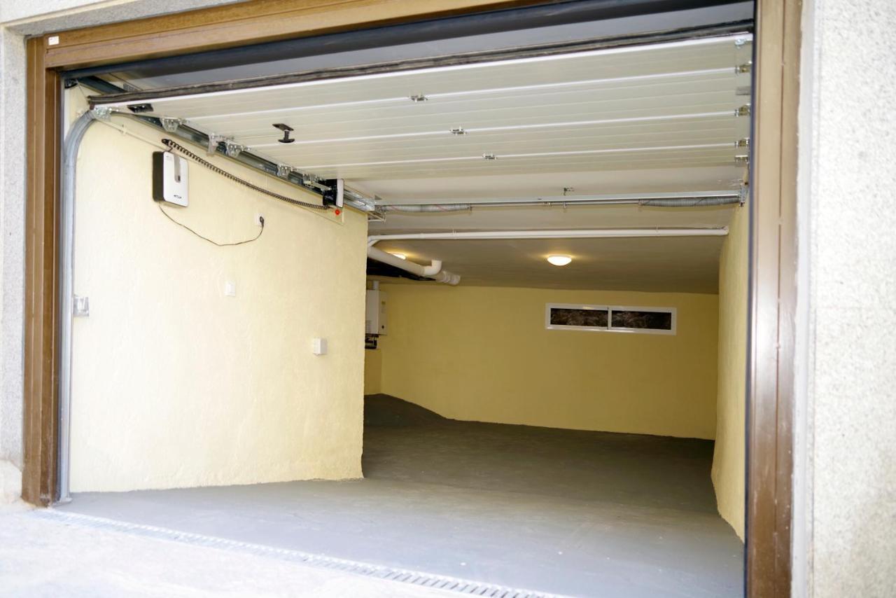 Vallespin 43 Parking, Wifi Ávila Kültér fotó