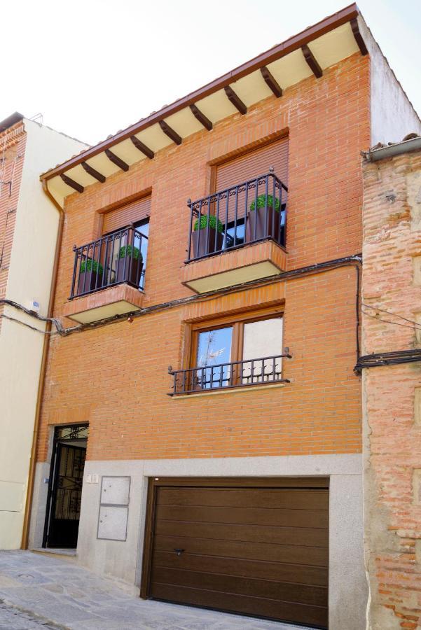 Vallespin 43 Parking, Wifi Ávila Kültér fotó