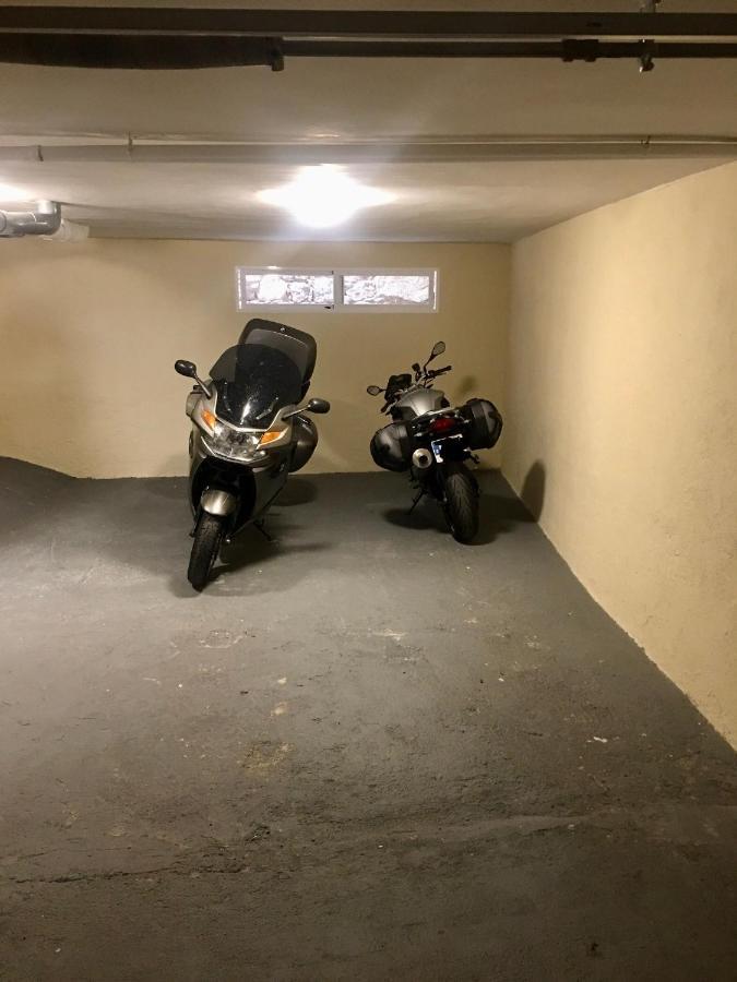 Vallespin 43 Parking, Wifi Ávila Kültér fotó